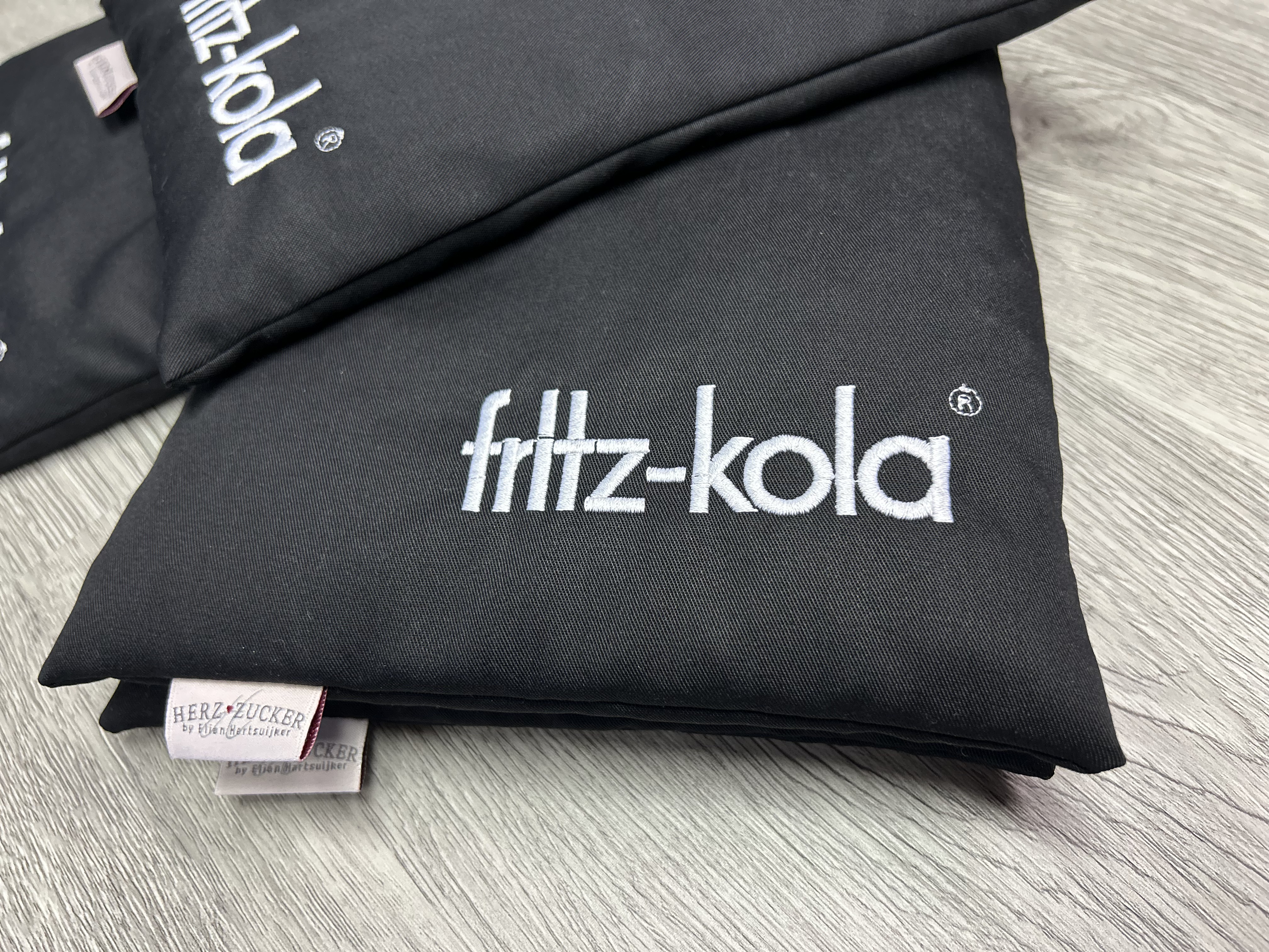 KISSEN NACH DEINEM WUNSCH!