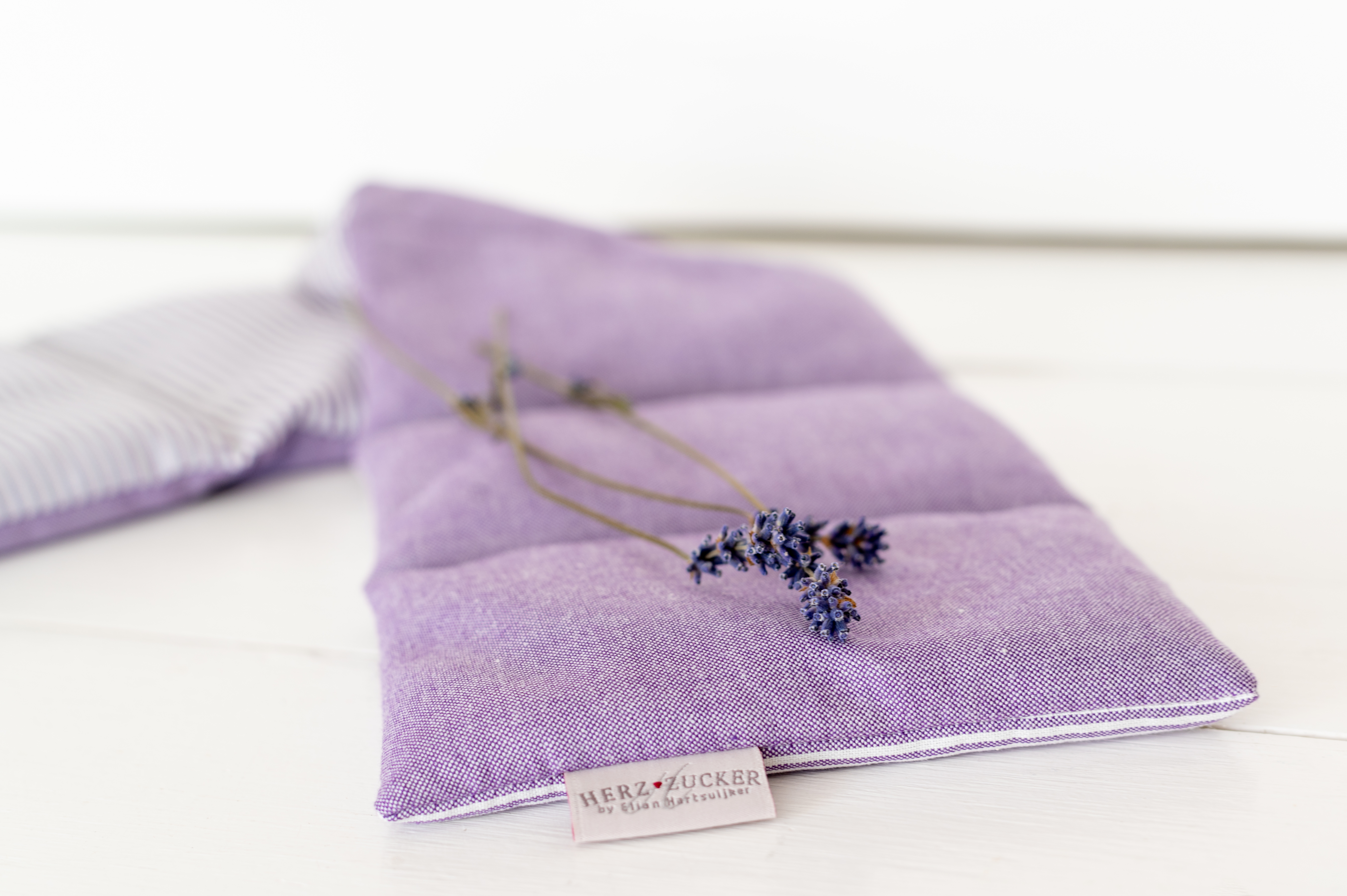 7- Kammerkissen mit Kirschkernfüllung Frühling-/ Sommerkollektion